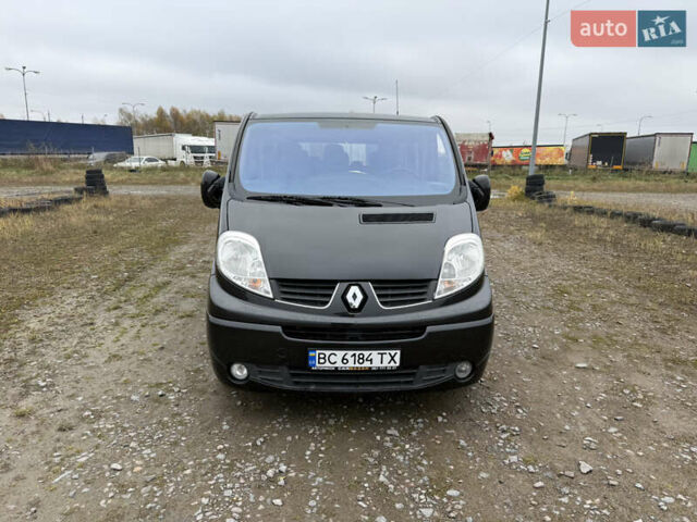 Черный Рено Трафик, объемом двигателя 2 л и пробегом 230 тыс. км за 13800 $, фото 2 на Automoto.ua