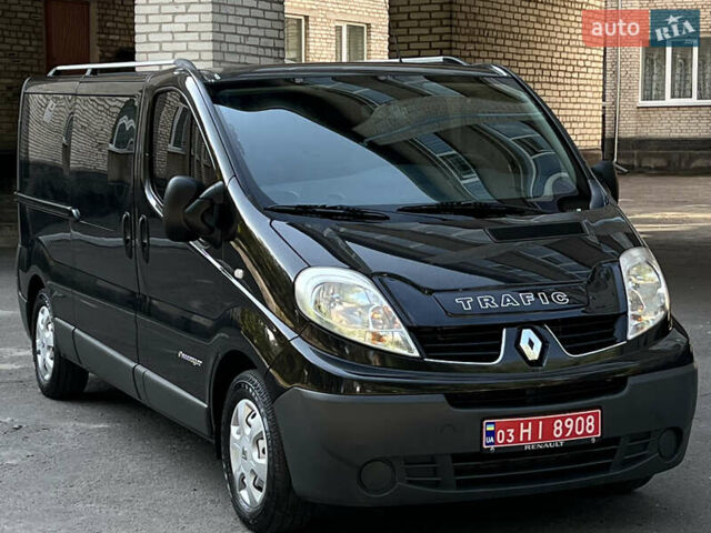 Черный Рено Трафик, объемом двигателя 2.5 л и пробегом 316 тыс. км за 14750 $, фото 39 на Automoto.ua