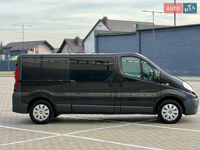 Черный Рено Трафик, объемом двигателя 2 л и пробегом 159 тыс. км за 15100 $, фото 7 на Automoto.ua