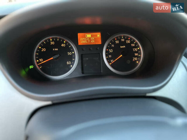 Черный Рено Трафик, объемом двигателя 2 л и пробегом 215 тыс. км за 15600 $, фото 18 на Automoto.ua