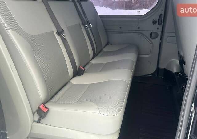 Черный Рено Трафик, объемом двигателя 2.5 л и пробегом 195 тыс. км за 14300 $, фото 14 на Automoto.ua