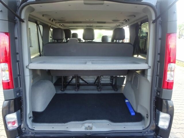 Рено Трафик 2011 в Николаеве на Automoto.ua Черный Рено Трафик, объемом двигателя 2 л и пробегом 256 тыс. км за 8200 $, фото 20 на Automoto.ua