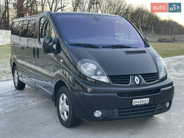 Черный Рено Трафик, объемом двигателя 2 л и пробегом 201 тыс. км за 17900 $, фото 11 на Automoto.ua