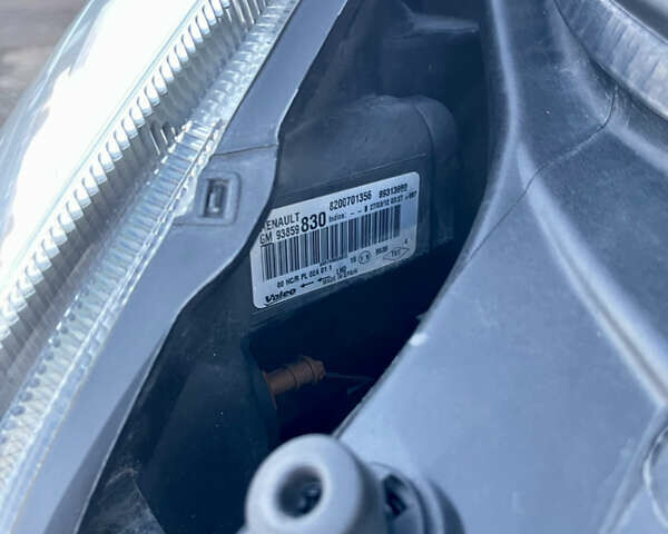 Черный Рено Трафик, объемом двигателя 2 л и пробегом 240 тыс. км за 14499 $, фото 54 на Automoto.ua