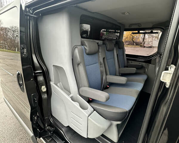 Черный Рено Трафик, объемом двигателя 2 л и пробегом 293 тыс. км за 12500 $, фото 40 на Automoto.ua