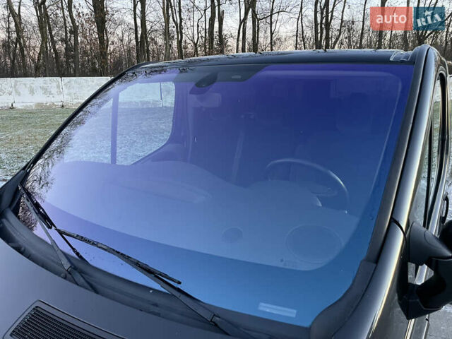 Черный Рено Трафик, объемом двигателя 2 л и пробегом 201 тыс. км за 17900 $, фото 13 на Automoto.ua