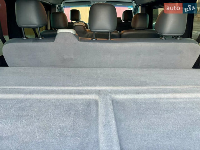 Черный Рено Трафик, объемом двигателя 2 л и пробегом 240 тыс. км за 14499 $, фото 30 на Automoto.ua