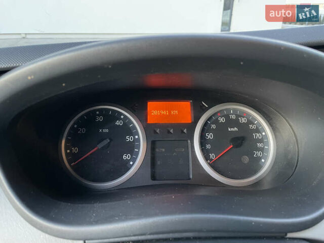 Черный Рено Трафик, объемом двигателя 2 л и пробегом 201 тыс. км за 17900 $, фото 36 на Automoto.ua