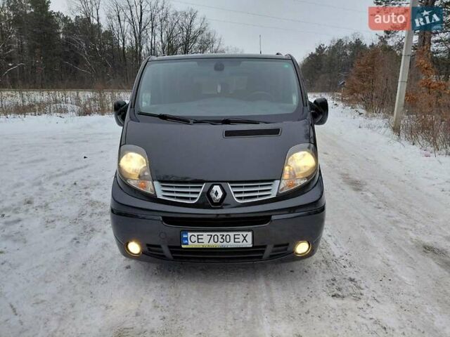 Чорний Рено Трафік, об'ємом двигуна 2 л та пробігом 243 тис. км за 17900 $, фото 2 на Automoto.ua