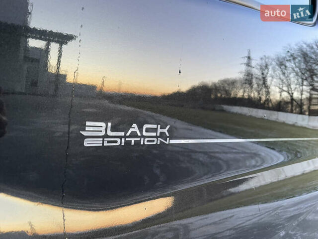 Черный Рено Трафик, объемом двигателя 2 л и пробегом 201 тыс. км за 17900 $, фото 15 на Automoto.ua