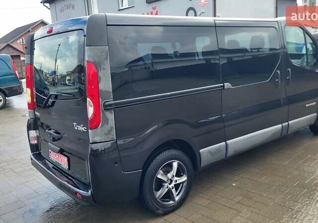 Чорний Рено Трафік, об'ємом двигуна 2 л та пробігом 320 тис. км за 13500 $, фото 4 на Automoto.ua