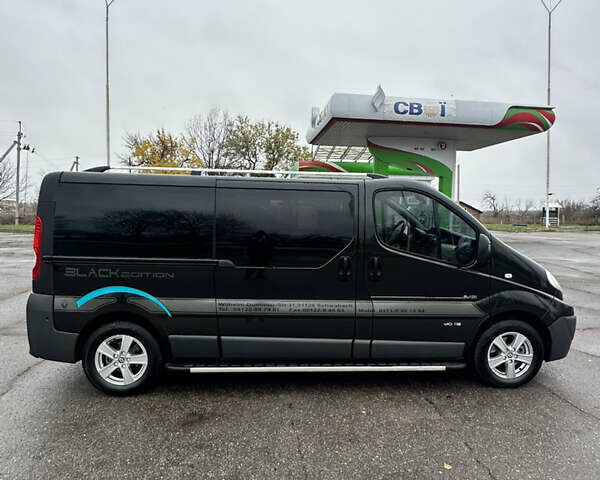 Черный Рено Трафик, объемом двигателя 2 л и пробегом 293 тыс. км за 12500 $, фото 12 на Automoto.ua