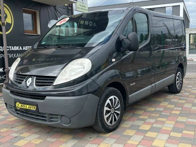 Черный Рено Трафик, объемом двигателя 2 л и пробегом 280 тыс. км за 9800 $, фото 2 на Automoto.ua