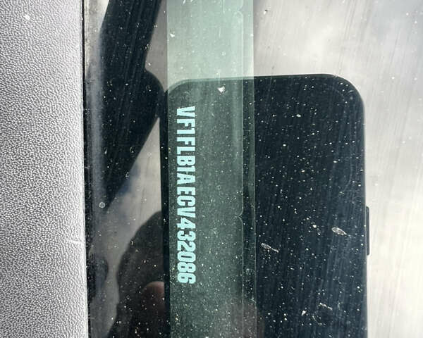 Черный Рено Трафик, объемом двигателя 2 л и пробегом 463 тыс. км за 8700 $, фото 9 на Automoto.ua