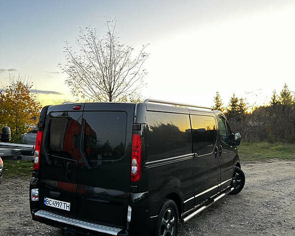 Чорний Рено Трафік, об'ємом двигуна 2 л та пробігом 270 тис. км за 15699 $, фото 3 на Automoto.ua