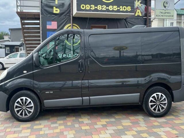 Черный Рено Трафик, объемом двигателя 2 л и пробегом 280 тыс. км за 9800 $, фото 3 на Automoto.ua