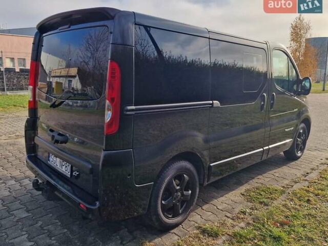 Чорний Рено Трафік, об'ємом двигуна 2 л та пробігом 176 тис. км за 11500 $, фото 5 на Automoto.ua