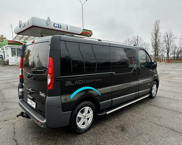 Черный Рено Трафик, объемом двигателя 2 л и пробегом 293 тыс. км за 12500 $, фото 9 на Automoto.ua