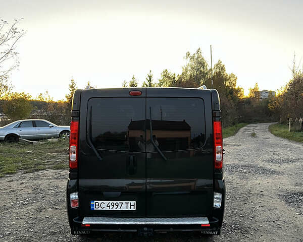 Чорний Рено Трафік, об'ємом двигуна 2 л та пробігом 270 тис. км за 15699 $, фото 5 на Automoto.ua
