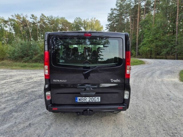Черный Рено Трафик, объемом двигателя 2 л и пробегом 231 тыс. км за 8300 $, фото 11 на Automoto.ua