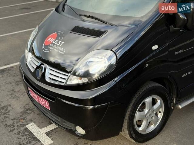 Чорний Рено Трафік, об'ємом двигуна 2 л та пробігом 301 тис. км за 12700 $, фото 5 на Automoto.ua