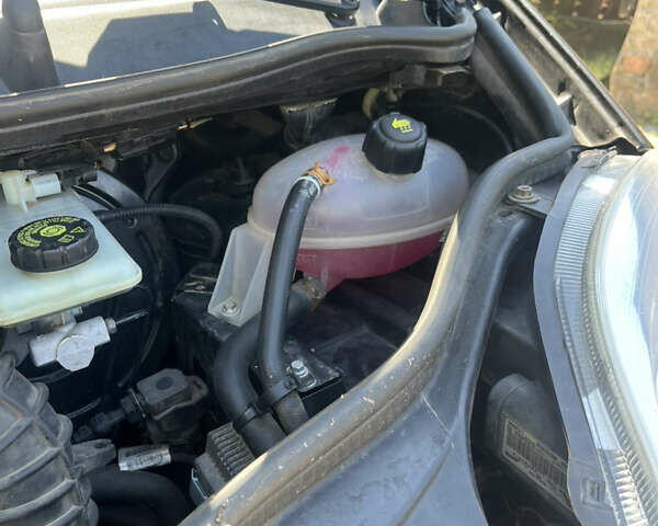 Черный Рено Трафик, объемом двигателя 2 л и пробегом 324 тыс. км за 12500 $, фото 18 на Automoto.ua