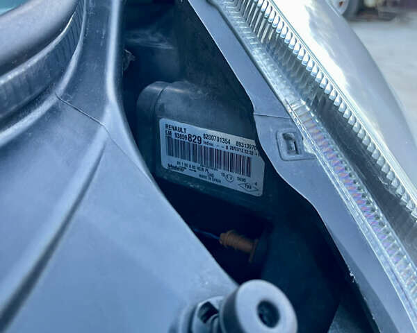 Черный Рено Трафик, объемом двигателя 2 л и пробегом 240 тыс. км за 14499 $, фото 55 на Automoto.ua