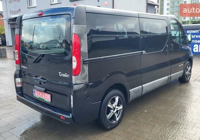 Чорний Рено Трафік, об'ємом двигуна 2 л та пробігом 320 тис. км за 13500 $, фото 7 на Automoto.ua