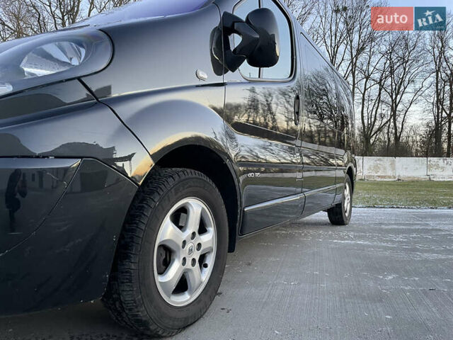 Черный Рено Трафик, объемом двигателя 2 л и пробегом 201 тыс. км за 17900 $, фото 17 на Automoto.ua