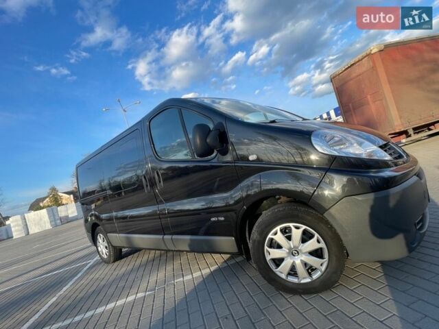 Черный Рено Трафик, объемом двигателя 2 л и пробегом 217 тыс. км за 15800 $, фото 80 на Automoto.ua