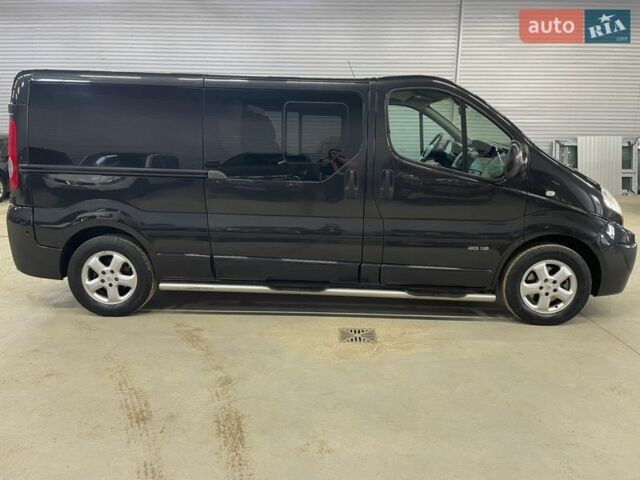 Чорний Рено Трафік, об'ємом двигуна 2 л та пробігом 292 тис. км за 16900 $, фото 4 на Automoto.ua