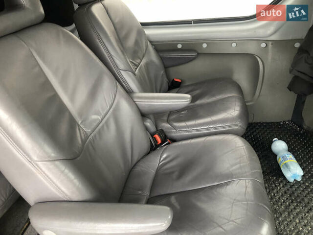 Черный Рено Трафик, объемом двигателя 2 л и пробегом 450 тыс. км за 13200 $, фото 10 на Automoto.ua