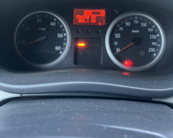 Черный Рено Трафик, объемом двигателя 2 л и пробегом 324 тыс. км за 12500 $, фото 10 на Automoto.ua