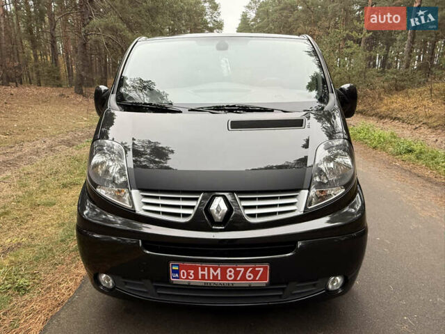 Черный Рено Трафик, объемом двигателя 2 л и пробегом 193 тыс. км за 18800 $, фото 22 на Automoto.ua