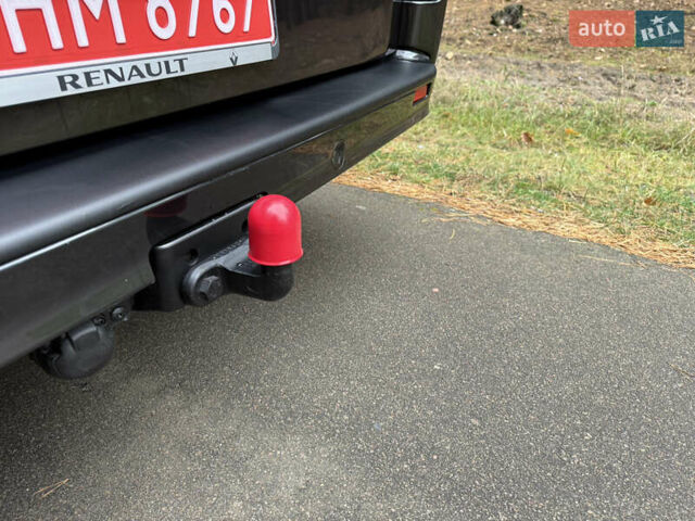 Черный Рено Трафик, объемом двигателя 2 л и пробегом 193 тыс. км за 18800 $, фото 33 на Automoto.ua