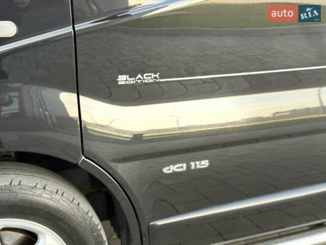Черный Рено Трафик, объемом двигателя 2 л и пробегом 283 тыс. км за 15750 $, фото 9 на Automoto.ua