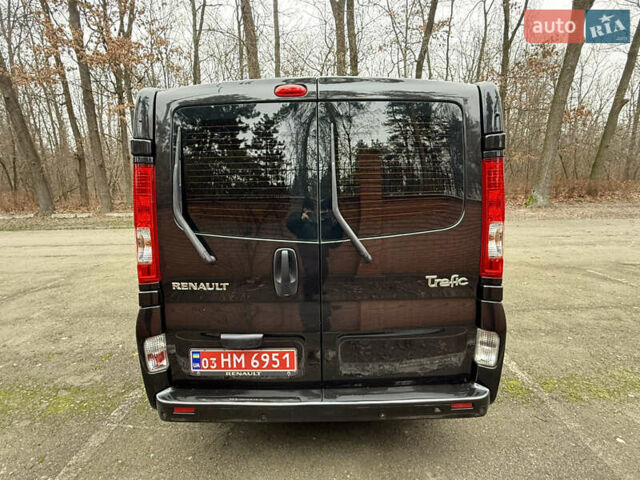 Черный Рено Трафик, объемом двигателя 2 л и пробегом 177 тыс. км за 16800 $, фото 11 на Automoto.ua