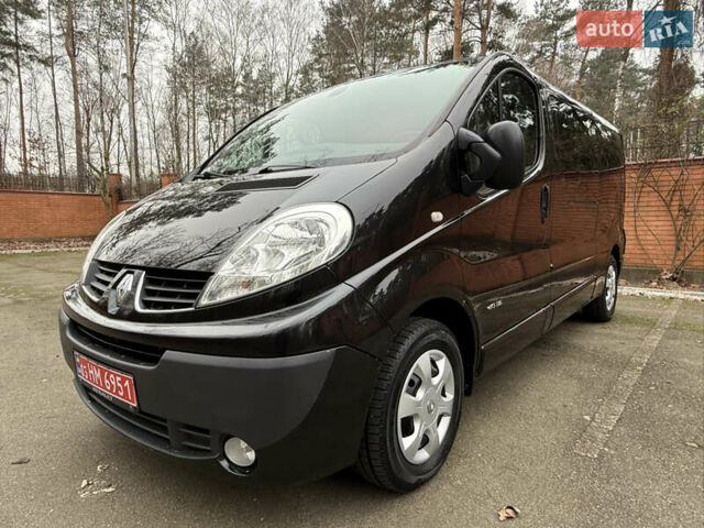 Черный Рено Трафик, объемом двигателя 2 л и пробегом 177 тыс. км за 16800 $, фото 6 на Automoto.ua