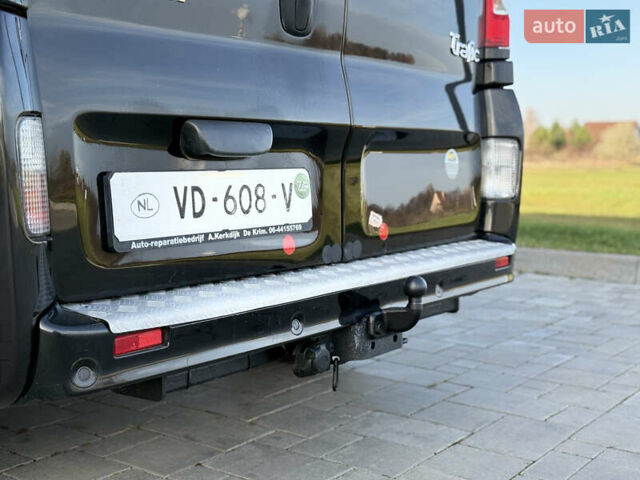 Черный Рено Трафик, объемом двигателя 2 л и пробегом 283 тыс. км за 15750 $, фото 8 на Automoto.ua