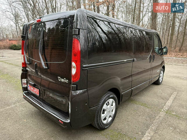 Черный Рено Трафик, объемом двигателя 2 л и пробегом 177 тыс. км за 16800 $, фото 12 на Automoto.ua