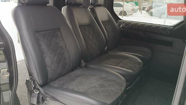 Черный Рено Трафик, объемом двигателя 2 л и пробегом 362 тыс. км за 12750 $, фото 45 на Automoto.ua