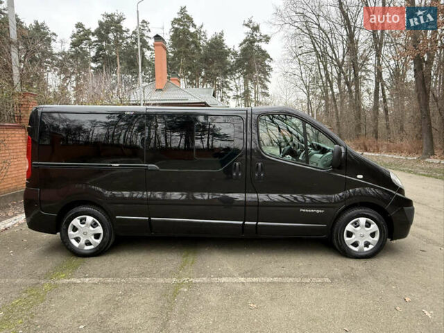 Черный Рено Трафик, объемом двигателя 2 л и пробегом 177 тыс. км за 16800 $, фото 14 на Automoto.ua