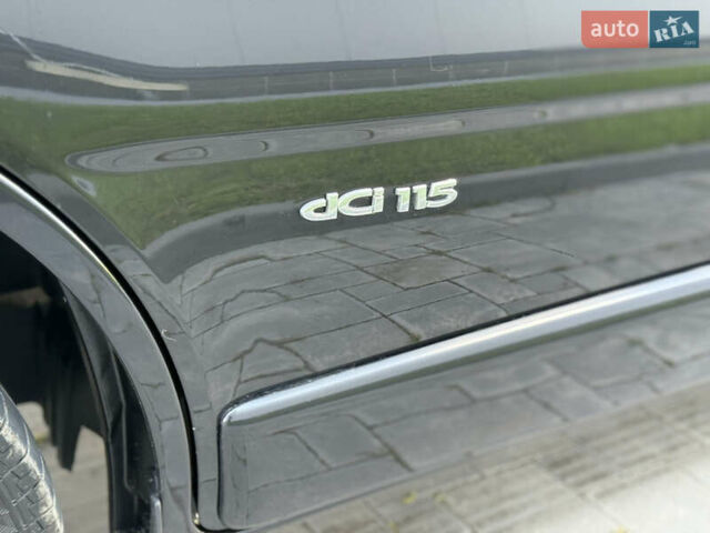 Черный Рено Трафик, объемом двигателя 2 л и пробегом 271 тыс. км за 15950 $, фото 14 на Automoto.ua