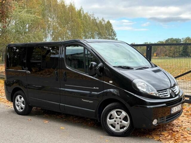 Черный Рено Трафик, объемом двигателя 2 л и пробегом 175 тыс. км за 8400 $, фото 11 на Automoto.ua