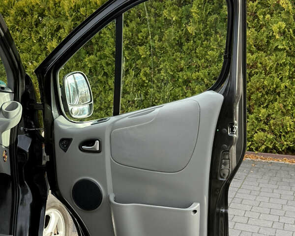 Рено Трафик 2014 в Стрые на Automoto.ua Черный Рено Трафик, объемом двигателя 2 л и пробегом 266 тыс. км за 16900 $, фото 33 на Automoto.ua