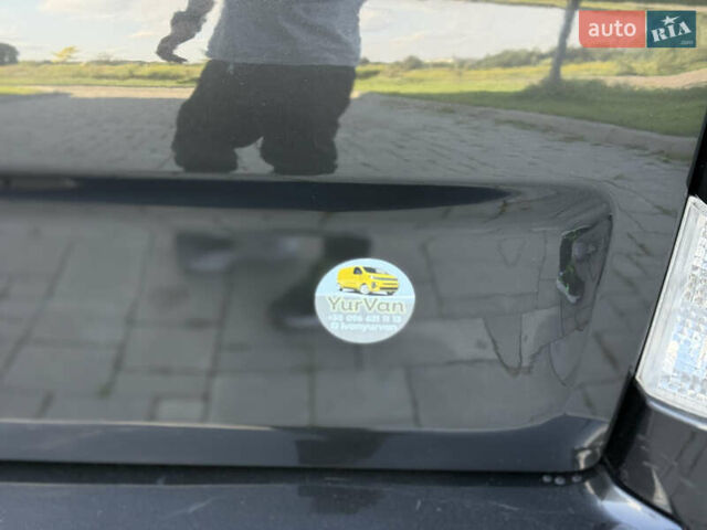 Черный Рено Трафик, объемом двигателя 2 л и пробегом 271 тыс. км за 15950 $, фото 7 на Automoto.ua