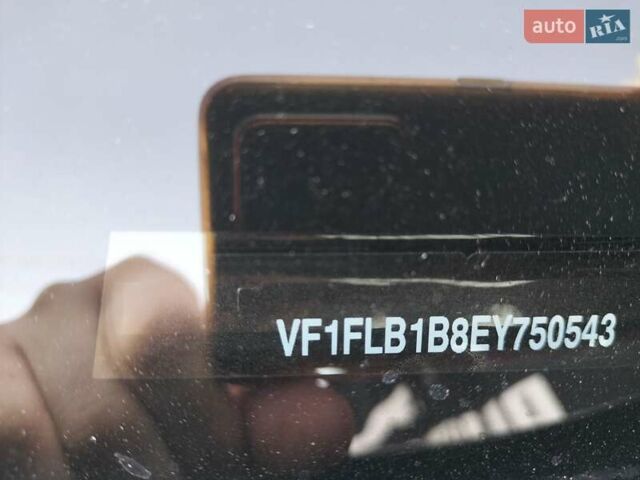 Черный Рено Трафик, объемом двигателя 2 л и пробегом 195 тыс. км за 16900 $, фото 19 на Automoto.ua