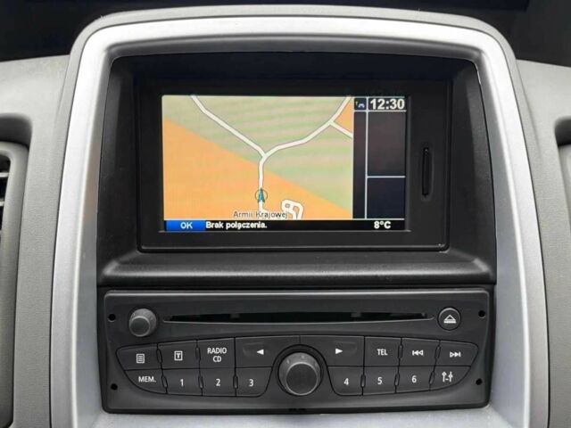 Черный Рено Трафик, объемом двигателя 2 л и пробегом 175 тыс. км за 8400 $, фото 19 на Automoto.ua