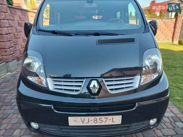 Черный Рено Трафик, объемом двигателя 2 л и пробегом 195 тыс. км за 16900 $, фото 7 на Automoto.ua