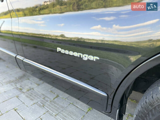 Черный Рено Трафик, объемом двигателя 2 л и пробегом 271 тыс. км за 15950 $, фото 29 на Automoto.ua